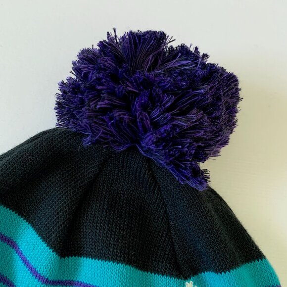 L.L. Bean Knit Katahdin Pom Hat Beanie Toque Black Purple Blue Teal  Winter Cozy - Picture 4 of 9
